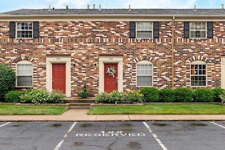 2565 Olde Hill Court Columbus, OH 43221