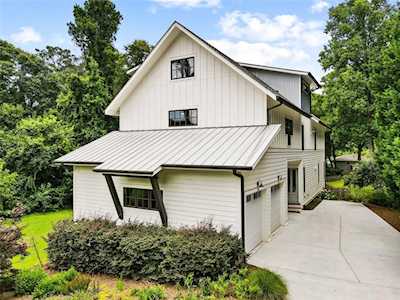 2381 Drew Valley Rd NE Brookhaven, GA 30319