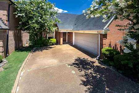9190 Plantation Dr Olive Branch, MS 38654