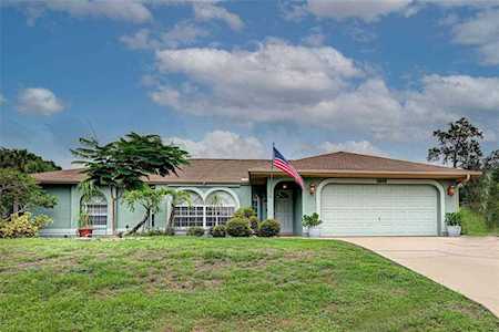 3856 Beeber St North Port, FL 34287