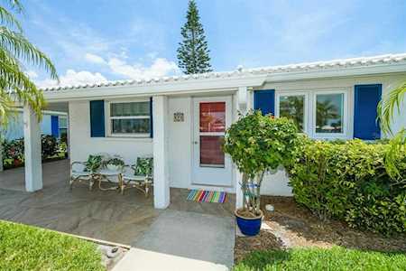 828 Spanish Dr S Longboat Key, FL 34228