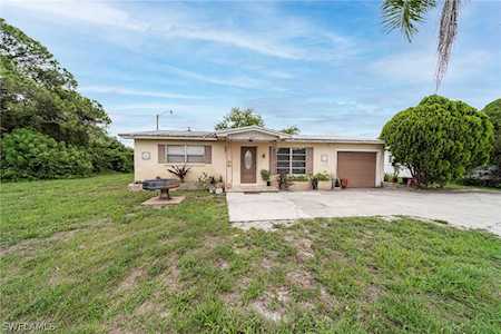 607 Pondella Rd North Fort Myers, FL 33903