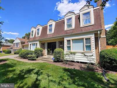 2107 Marlboro Dr Alexandria, VA 22304