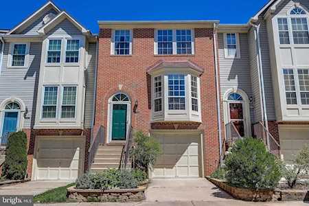 7733 Blueberry Hill Ln Ellicott City, MD 21043