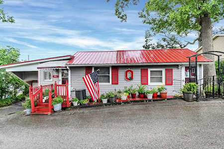 446 Western Street Lancaster, OH 43130