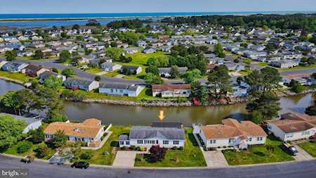 12 Coastal Dr Ocean City, MD 21842