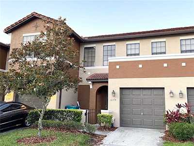 6179 Tivoli Gardens Blvd Orlando, FL 32829