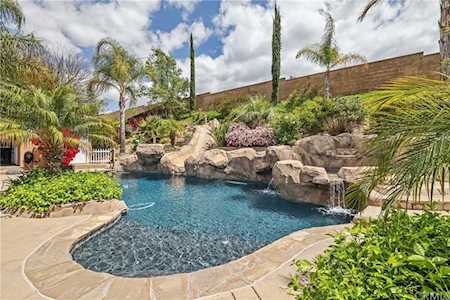 34035 Center Stone Circle Temecula, CA 92592