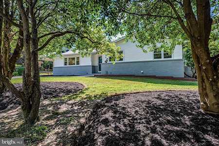 10102 Carillon Ct Ellicott City, MD 21042