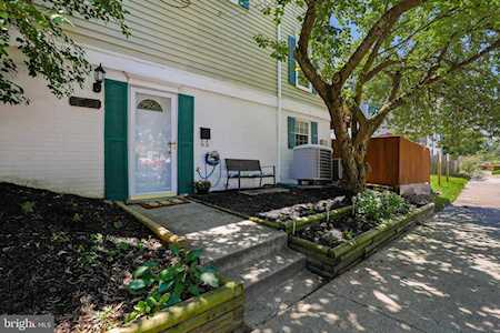 1476 Blockton Ct Crofton, MD 21114