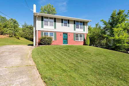 513 Combs Ter Nashville, TN 37207