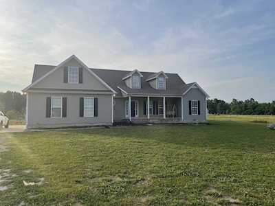863 Henry Cove Rd Hillsboro, TN 37342