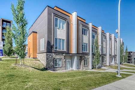 243 Kincora Glen Rd NW Calgary, AB T3R 1S1