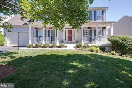 12846 Gentle Shade Dr Bristow, VA 20136