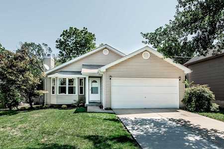 26 Queensboro Dr St Peters, MO 63376