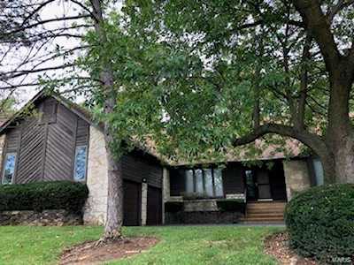 14305 Cedar Springs Dr Chesterfield, MO 63017