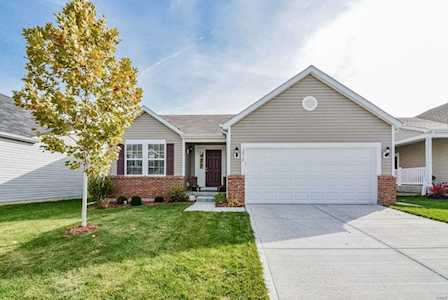 3318 Grace Hill Dr Lake St Louis, MO 63367
