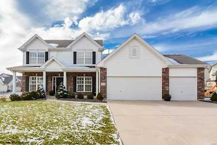 215 Irish Hound Dr Ofallon, MO 63368