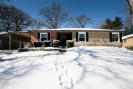 67 Chafford Woods St Louis, MO 63144