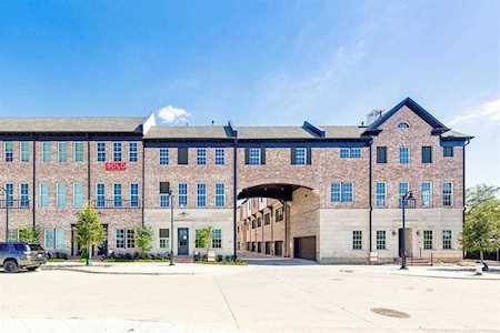 14995 Oak Street Addison, TX 75001