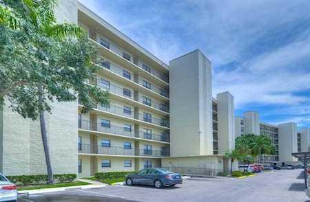 1000 Cove Cay Dr #5C Clearwater, FL 33760