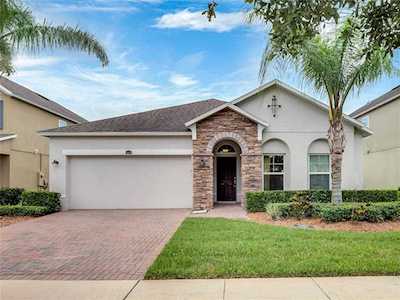 1123 Sawgrass Pointe Dr Orlando, FL 32824