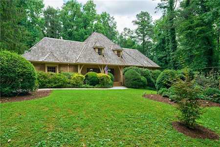 1060 Huntcliff Sandy Springs, GA 30350