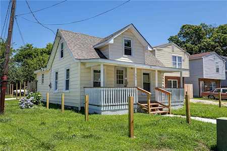 394 Pine Ave Newport News, VA 23607