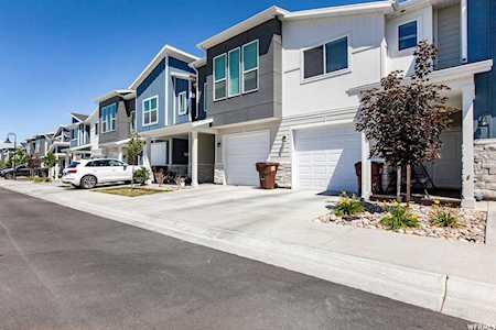 382 E 1850 N Ogden, UT 84414