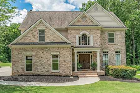 2480 Ashbourne Dr Lawrenceville, GA 30043