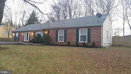 10111 Cascade Ln Upper Marlboro, MD 20774