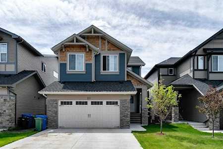 23 Mount Rae Heights Okotoks, AB T1S 0N7
