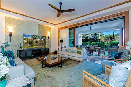 1 Bay Dr #2206 Lahaina, HI 96761