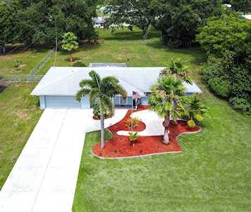 309 Sally Lee Dr Ellenton, FL 34222