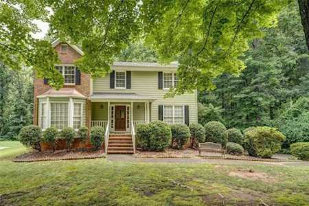 4617 Robie Rd SW Lilburn, GA 30047