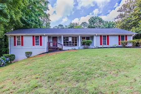 545 Rounsaville Rd Roswell, GA 30076