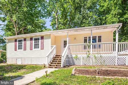 5847 Valley Dr Saint Leonard, MD 20685