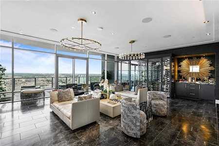 200 Congress Ave #48QS Austin, TX 78701
