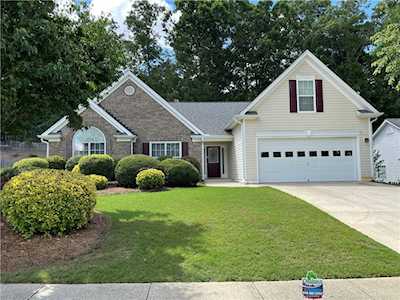 2525 Fairmont Park Ct Dacula, GA 30019
