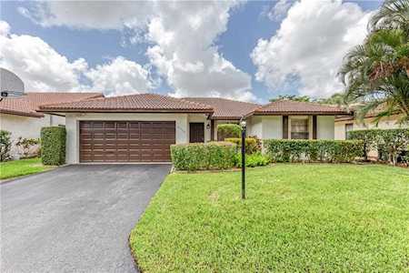 10950 Cypress Run Cir Coral Springs, FL 33071