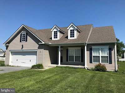 180 Kings Mill Dr Felton, DE 19943