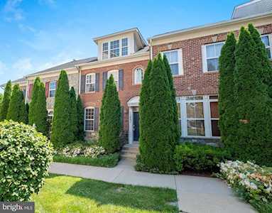 12807 Short Hills Dr Clarksburg, MD 20871