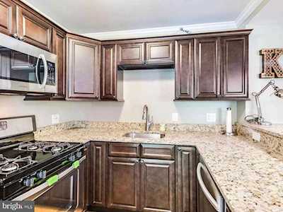 5113 Crossfield Ct #262 Rockville, MD 20852