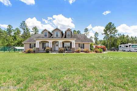 8942 Odis Yarborough Rd Glen St. Mary, FL 32040