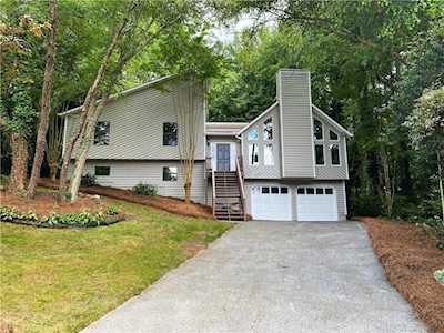 2386 Wilderness Way Marietta, GA 30066