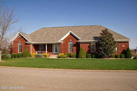 610 Nevin Ln Fisherville, KY 40023