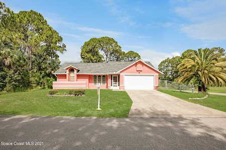 798 NW Isar Avenue Palm Bay, FL 32907
