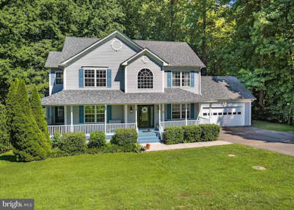 10935 Two Sisters Ln Dunkirk, MD 20754
