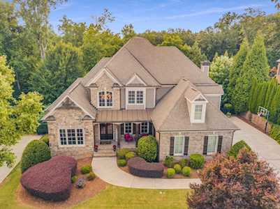 5525 Copper Creek Pass Cumming, GA 30040
