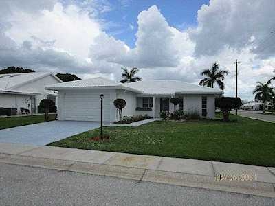 4302 Teakwood CIRCLE Bradenton, FL 34208